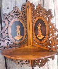 ÉTAGÈRE D'ANGLE EN BOIS