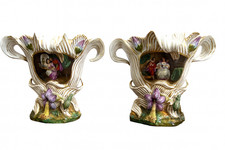 Paire de Vases en Porcelaine