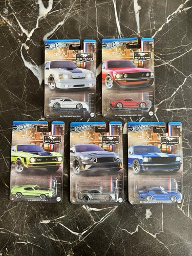 Hot wheels ford - mustang, 60
