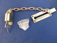 Entrebailleur de porte à