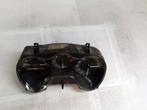 1p0920823g tableau bord - tableau,