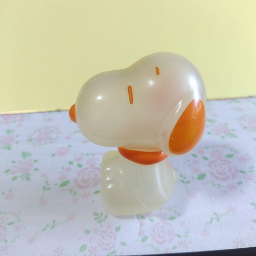 Tirelire snoopy vinyle rétro - snoopy,