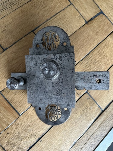 Serrure ancienne métal forgé - serrure,