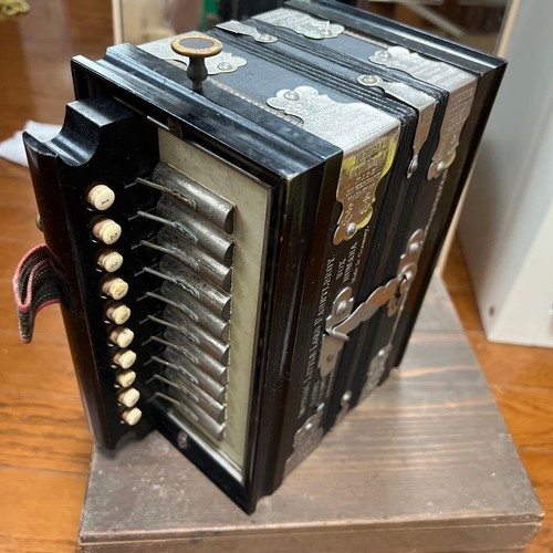Imperial accordeon made - , in