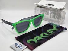 Oakley Frogskins Blacklight
