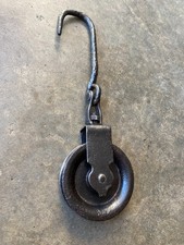 Ancienne petite poulie en fer