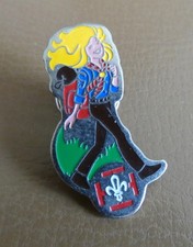 Pin's Fille Scout Scoutisme