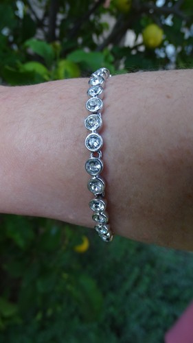 Bracelet signé