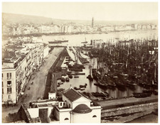 Italia, Veduta del porto di