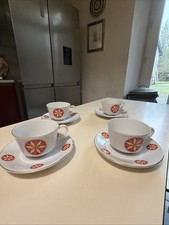 4 tasses à déjeuner