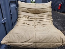 chauffeuse + pouf en cuir