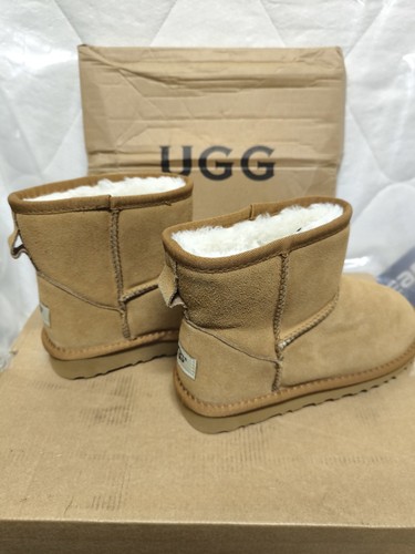 Ugg boots - ugg,