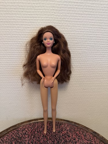 Barbie midge