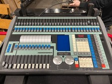 Avolites Pearl Tiger Lighting