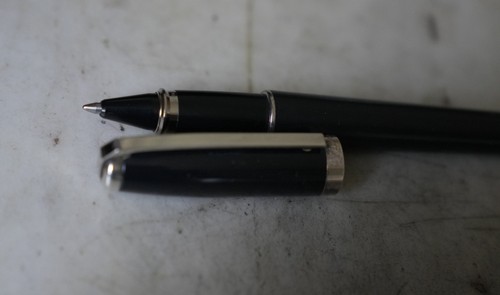 Elegant stylo roller t - stylo, s.t