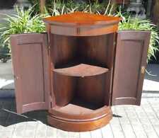 ARMOIRE D'ANGLE EMPIRE. BOIS