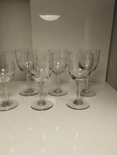 Verres à vin en cristal