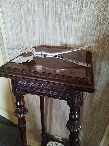 Rare pince service art - de,