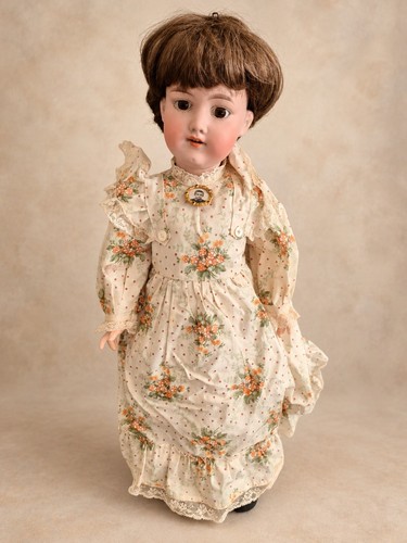 Belle poupée ancienne tête