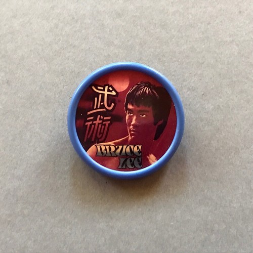 Bruce lee vintage pinback - lee,