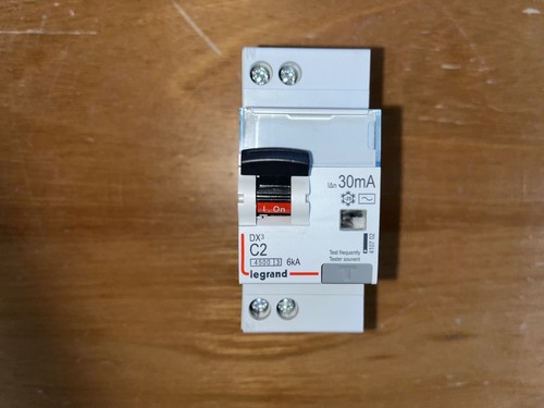 Legrand 410702 disjoncteur - legrand,