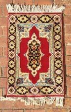 Wool rug 61*93 cm