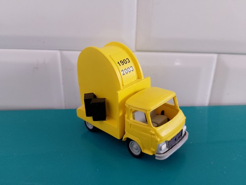 Voiture camion kit - , résine