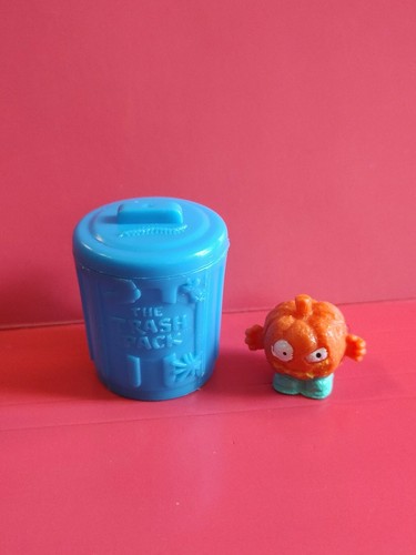 Figurine poubelle bleues - poubelle, the