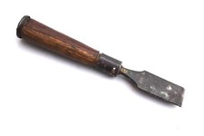 Ciseau menuisier bois travail