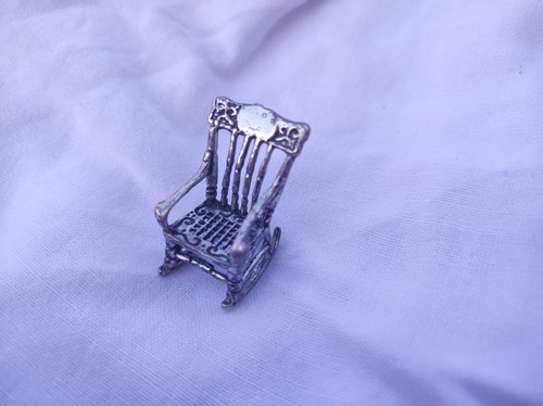 Miniature chaise rocking - chaise, rocking-chair