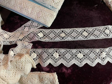 ANCIENNE DENTELLE DU PUY AUX