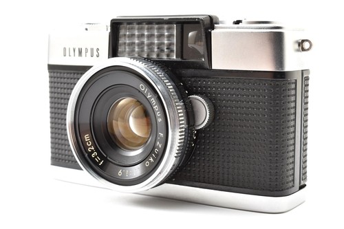 Appareil photo demi-film