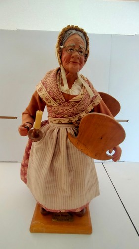 Santon vieille femme au - santon,