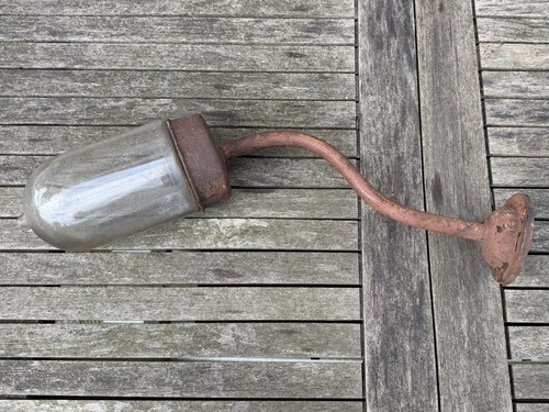 Globe obus teton lampe cour - globe,