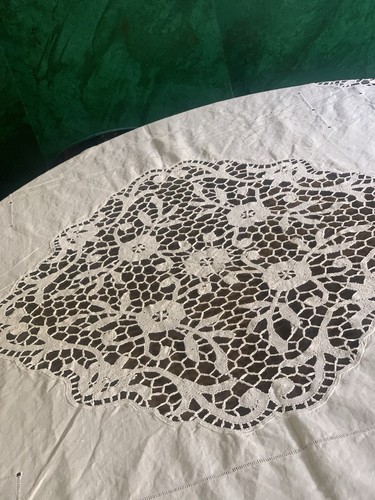 Superbe nappe ancienne carrée - nappe,