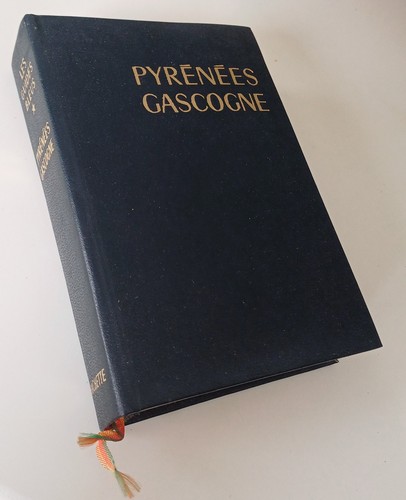 Librairie hachette guides - librairie,