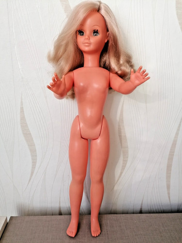 Très jolie poupée betsie - poupÉe,