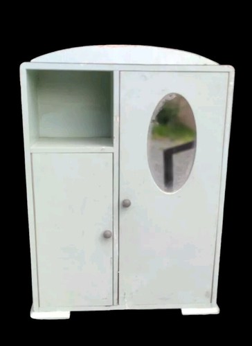 Ancienne petite armoire - petite,