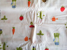 Tissu neuf pour enfant grand