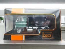 IXO International Harvester