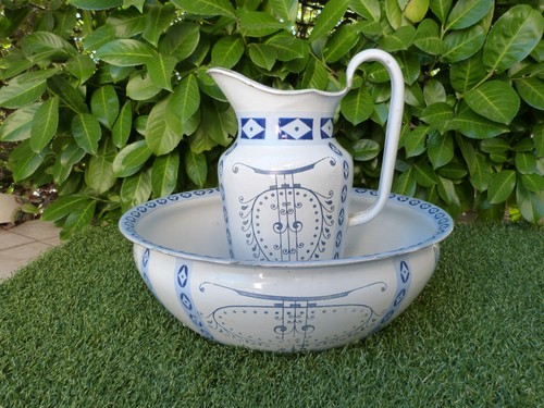 Ancien ensemble toilette - ancien,
