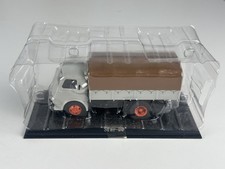 Voitures miniatures de collection Star 20 1:43 - Excellent état