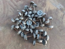 Hornby + 20 axles freewheels on axles for many cars in the range