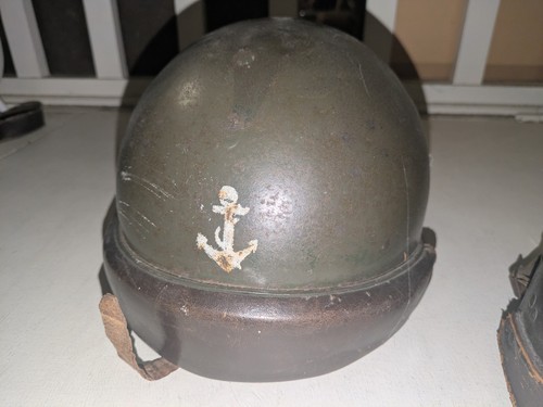 Casque militaire modèle - , 1945