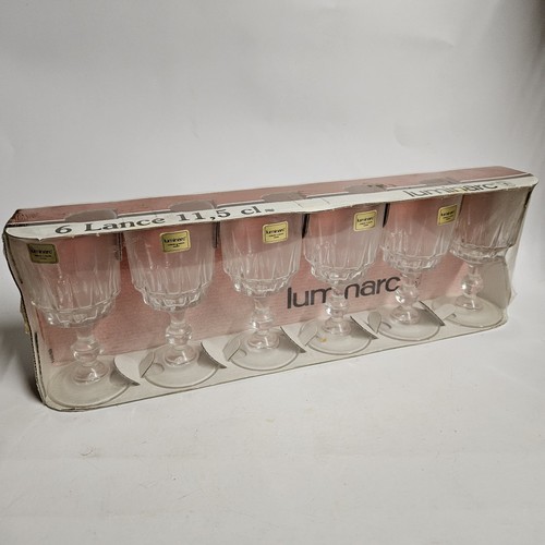 Lot verres a pieds - lot,