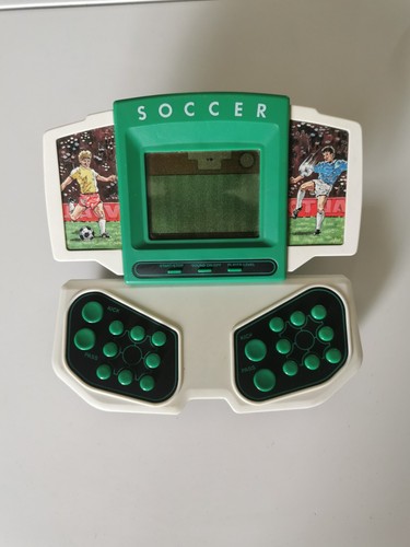 Ancienne console jeu foot - console,
