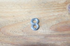 Ancienne - petit Chiffre 8 en