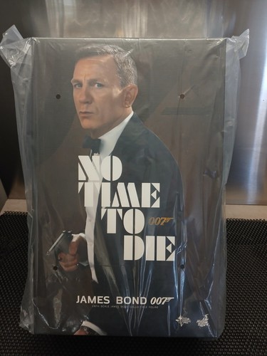 Hot toys james bond 007 - hot,