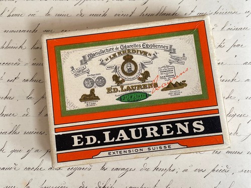 Ancienne boite cigarettes - ancienne,