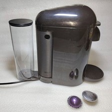 Machine à café Nespresso Vertuo Plus noir